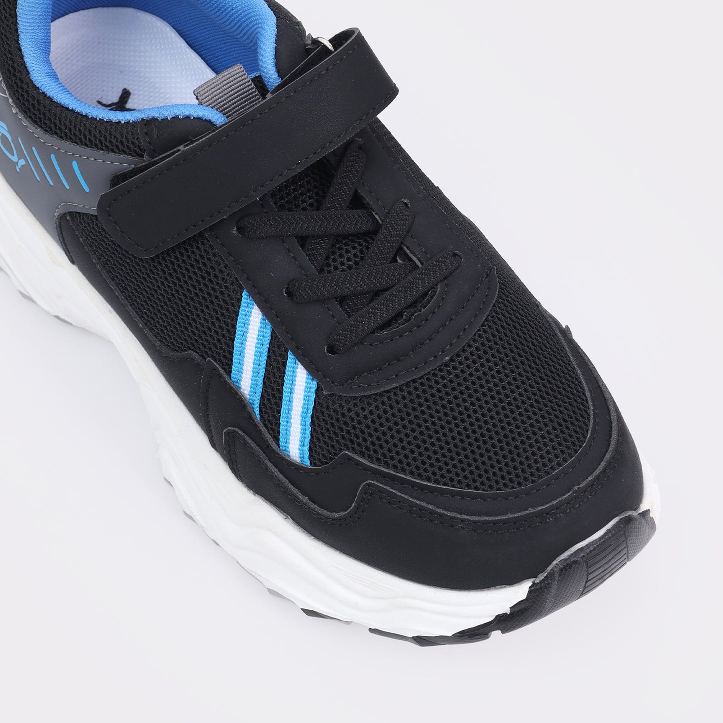 Kids Sports Shoes