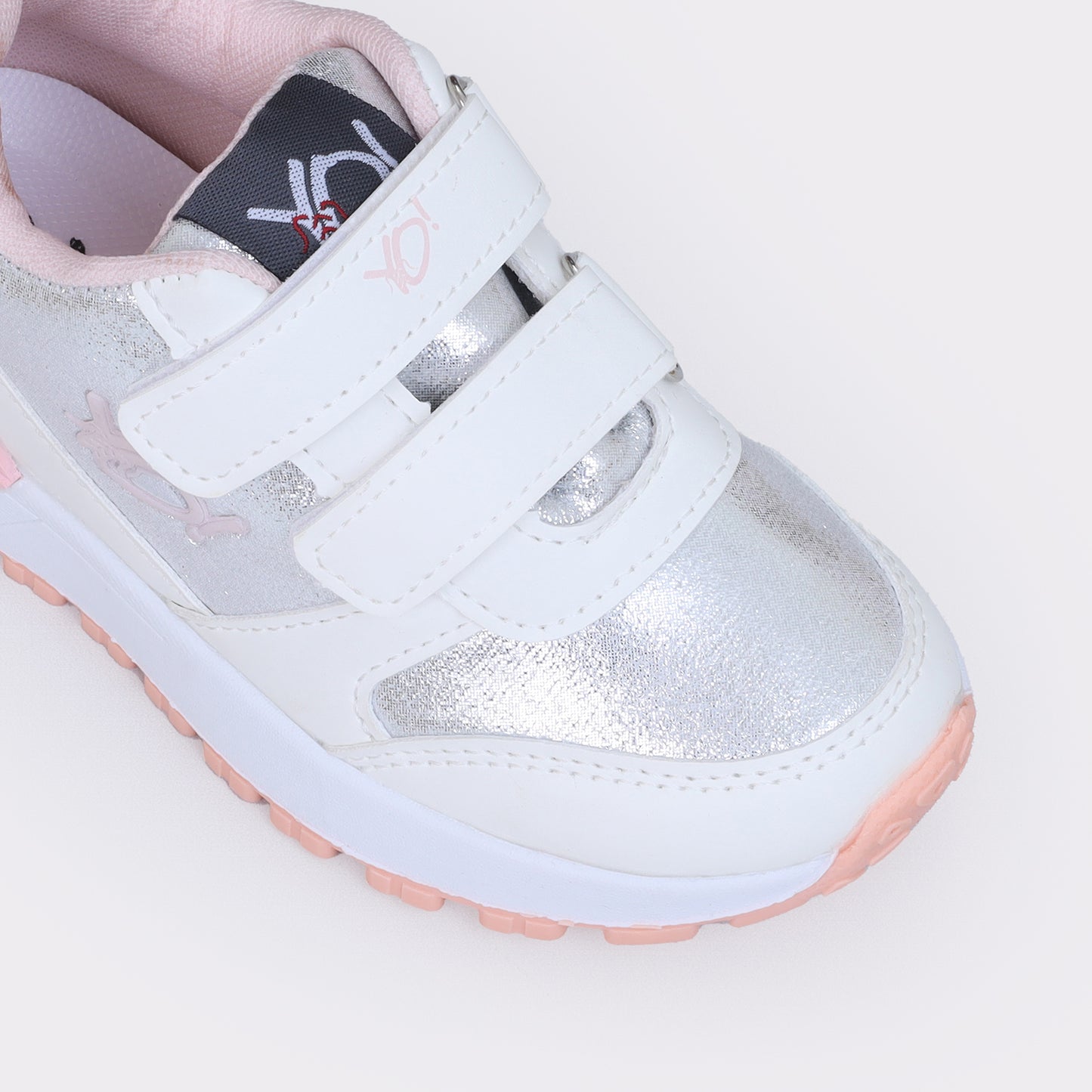 Chunky sneakers for girls