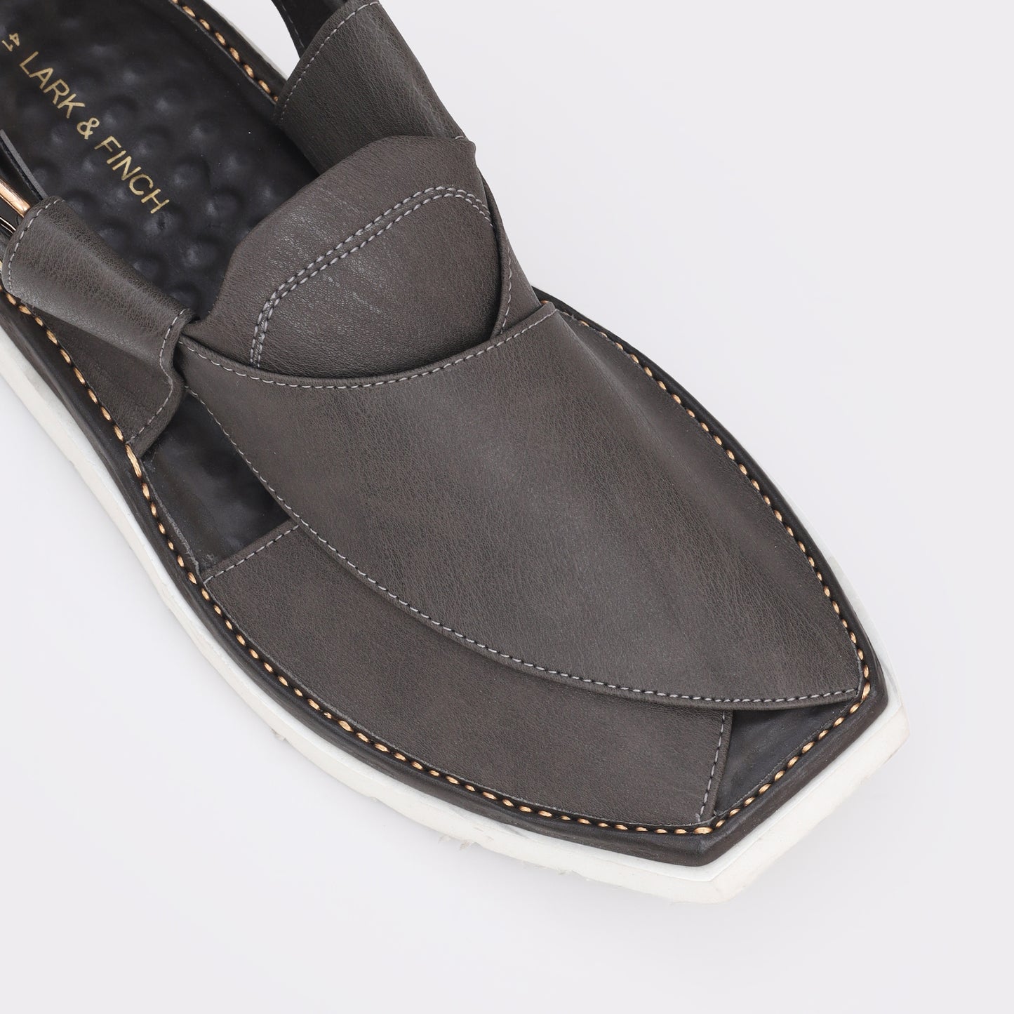 Men Peshawari Chappal