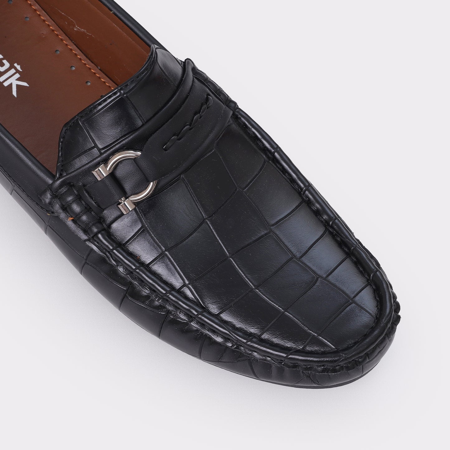 Men's side buckle moccs