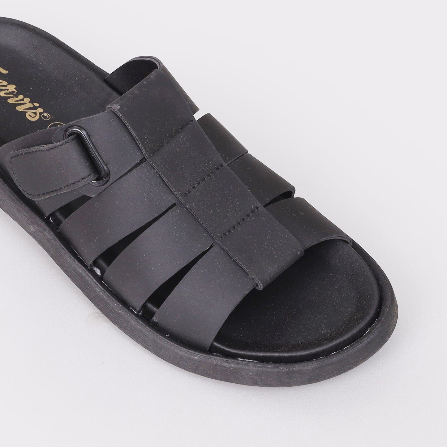 Effortless Men's Chappal