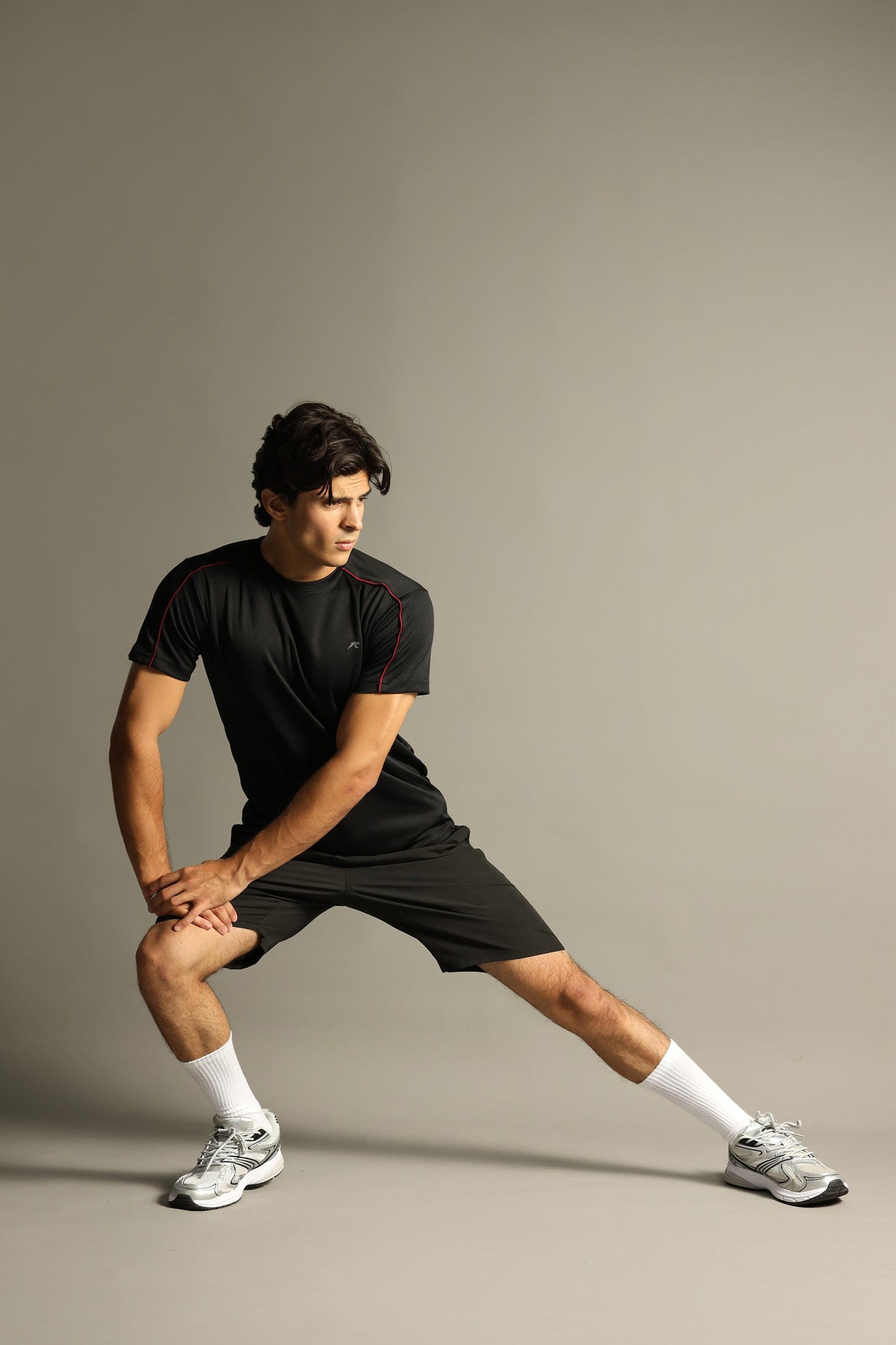 Activewear Contrast Piping Tee