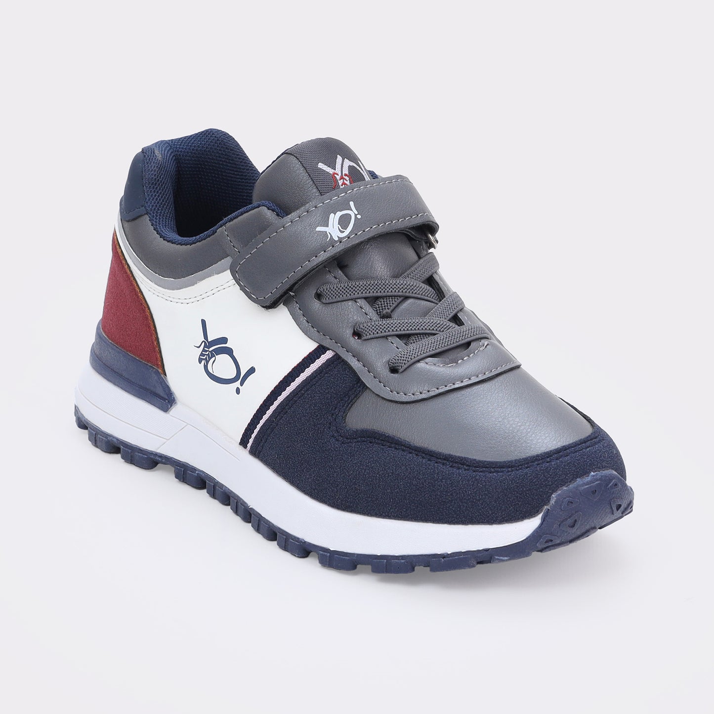 Boys stand-out sneakers