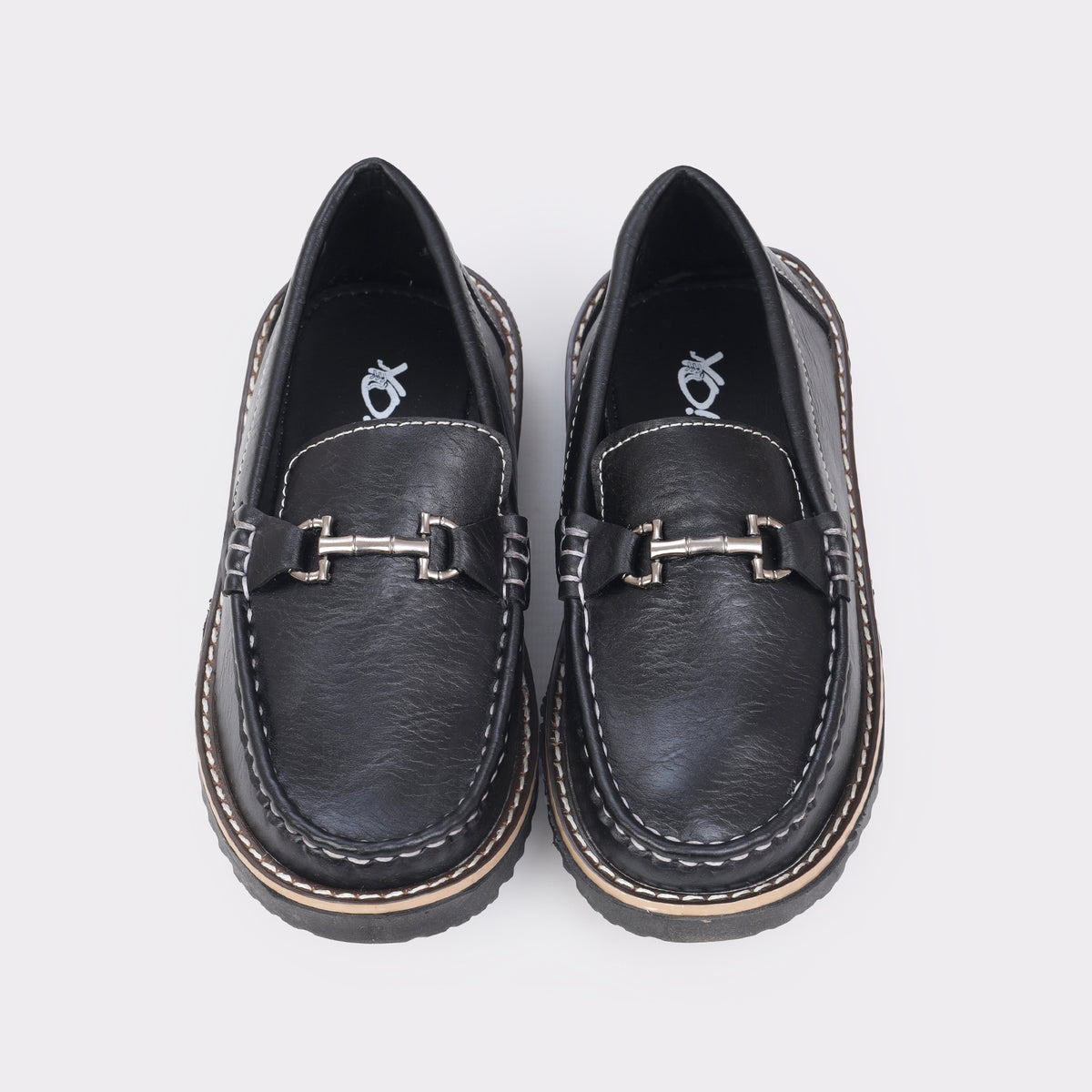 Boys Closed Shoes