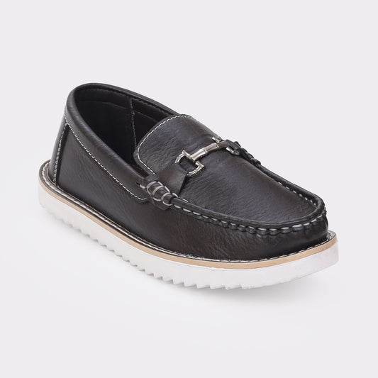 Boys Closed Shoes