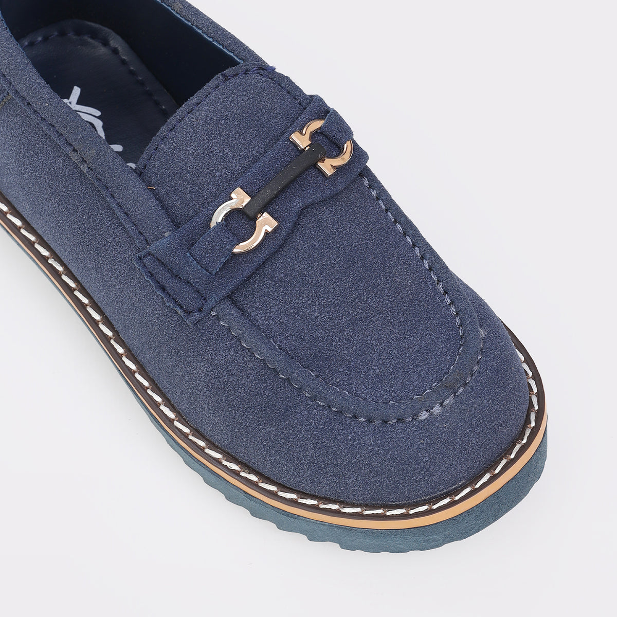 Boys Closed Shoes