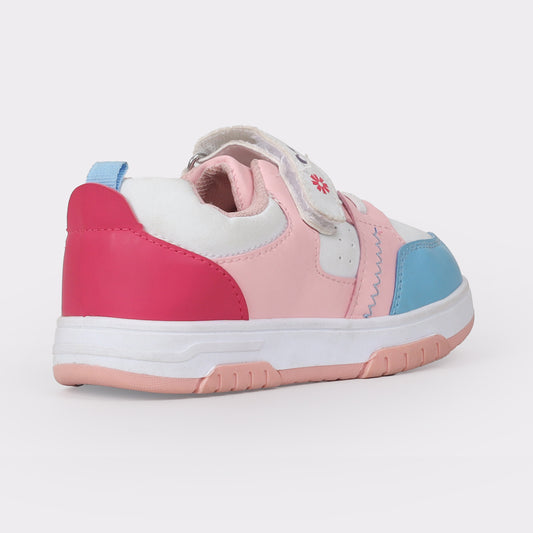 Girl Close Shoes