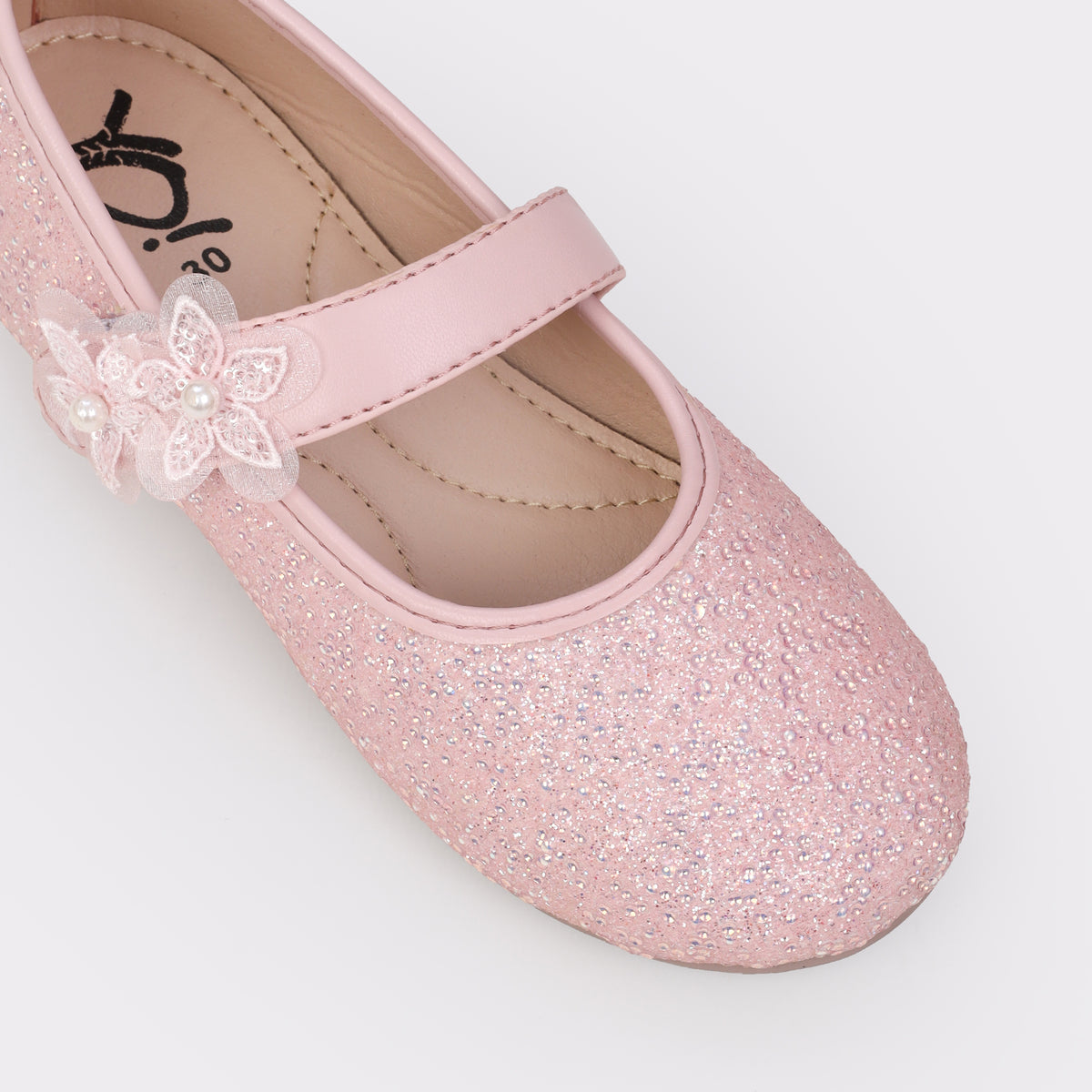 Girls Closed Shoes