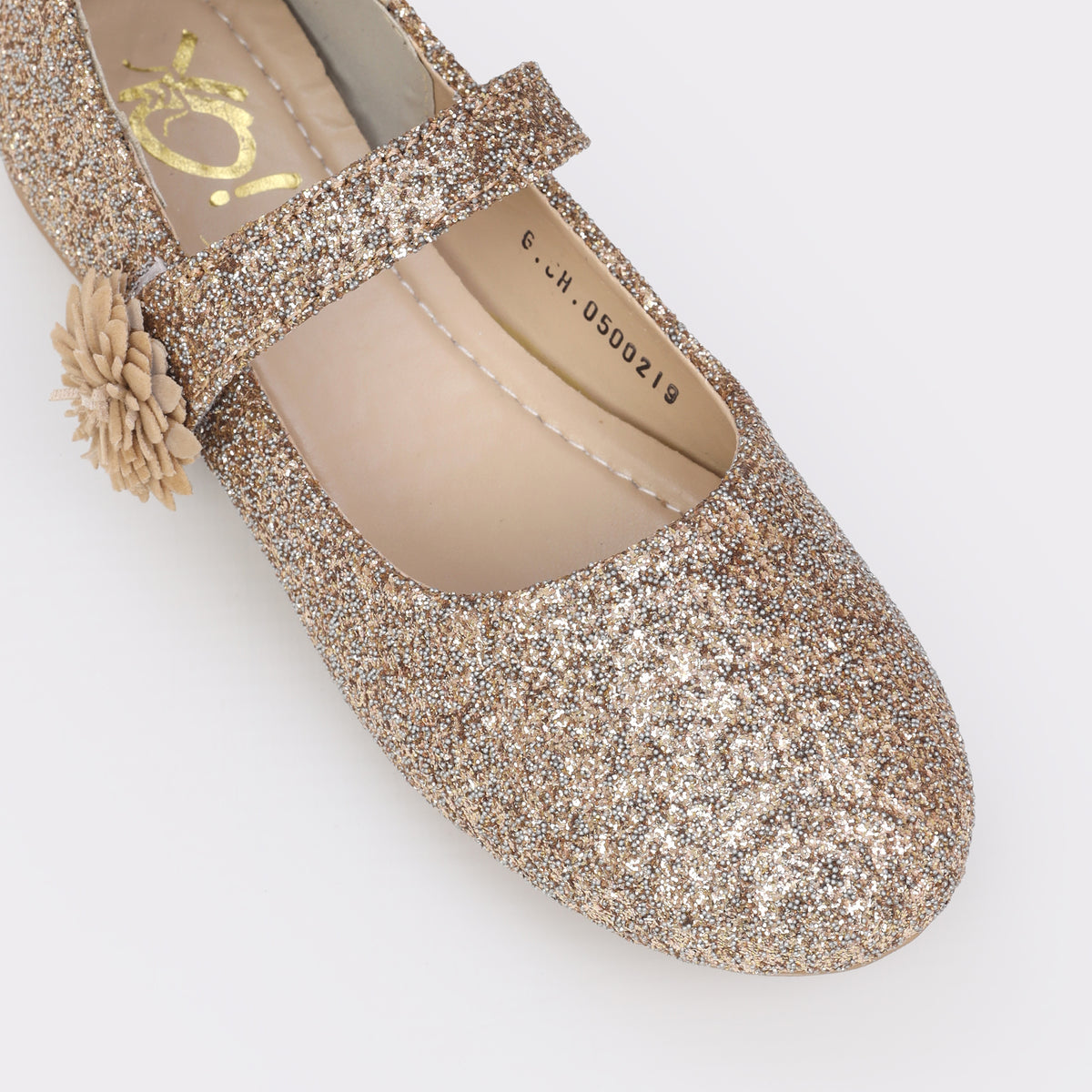 Girls Closed Shoes