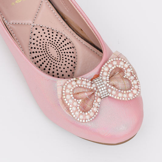 Fancy pumps for girls