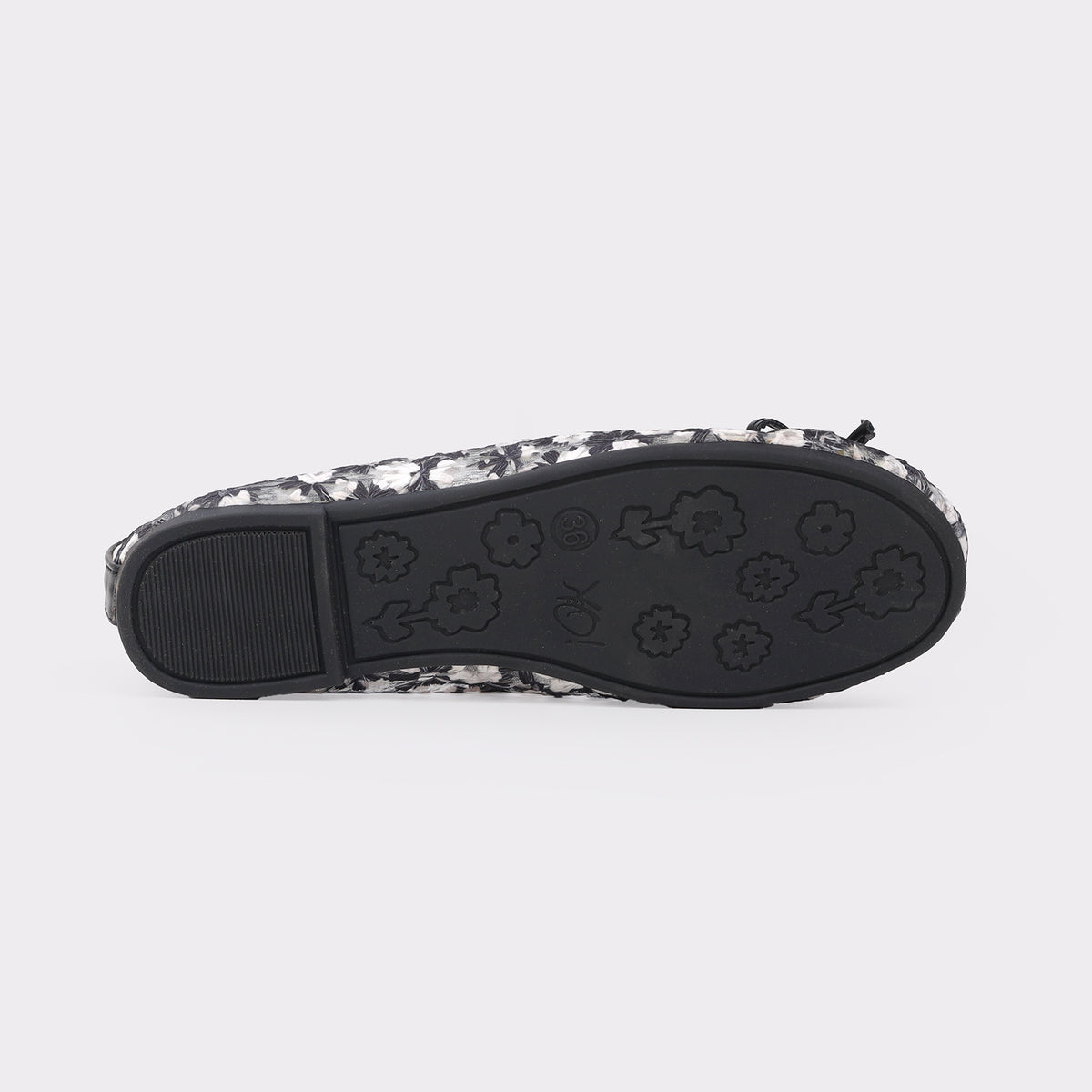 Girls Closed Shoes