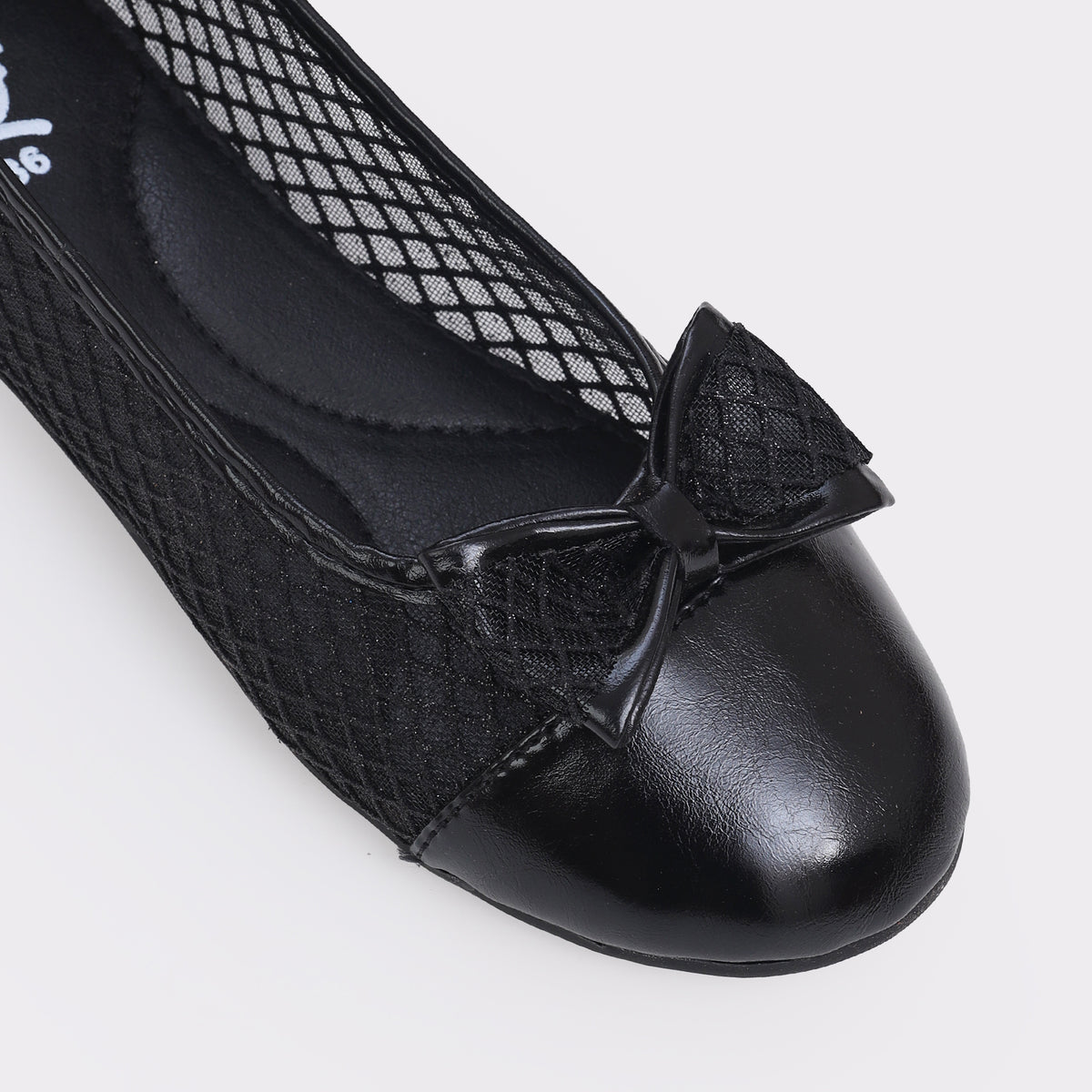 Girl Pumps