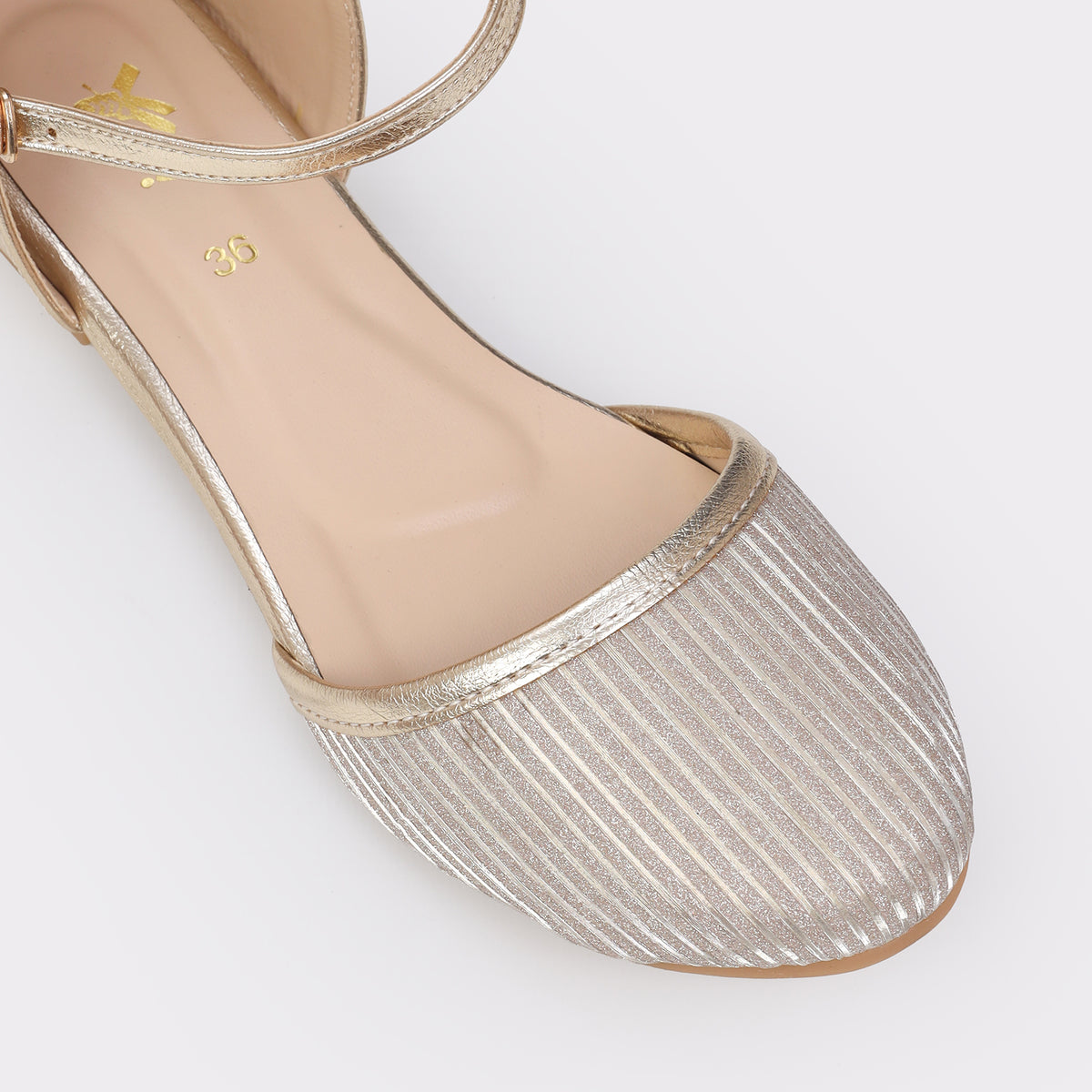 Girls Closed Shoes