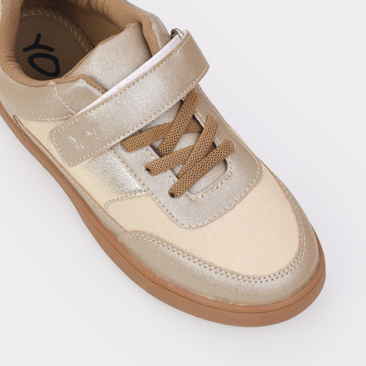 Girls Closed Shoes