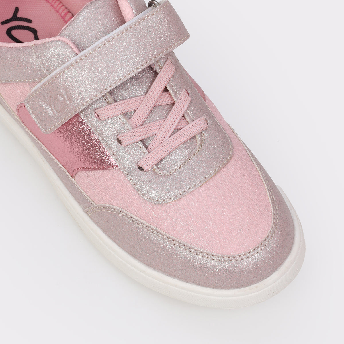 Girls Closed Shoes