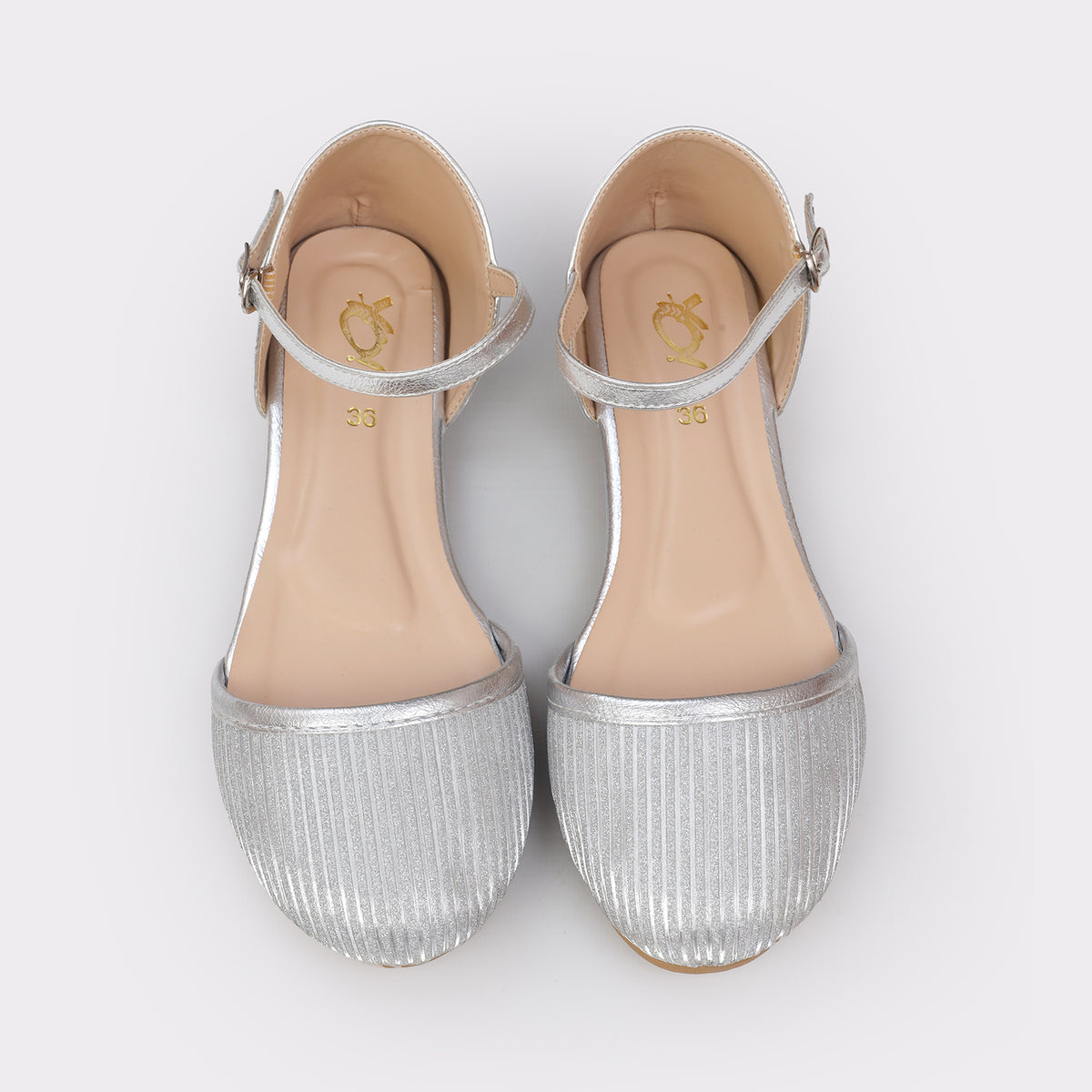 Girls Closed Shoes