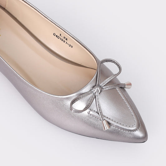 Sleek Pumps for Women