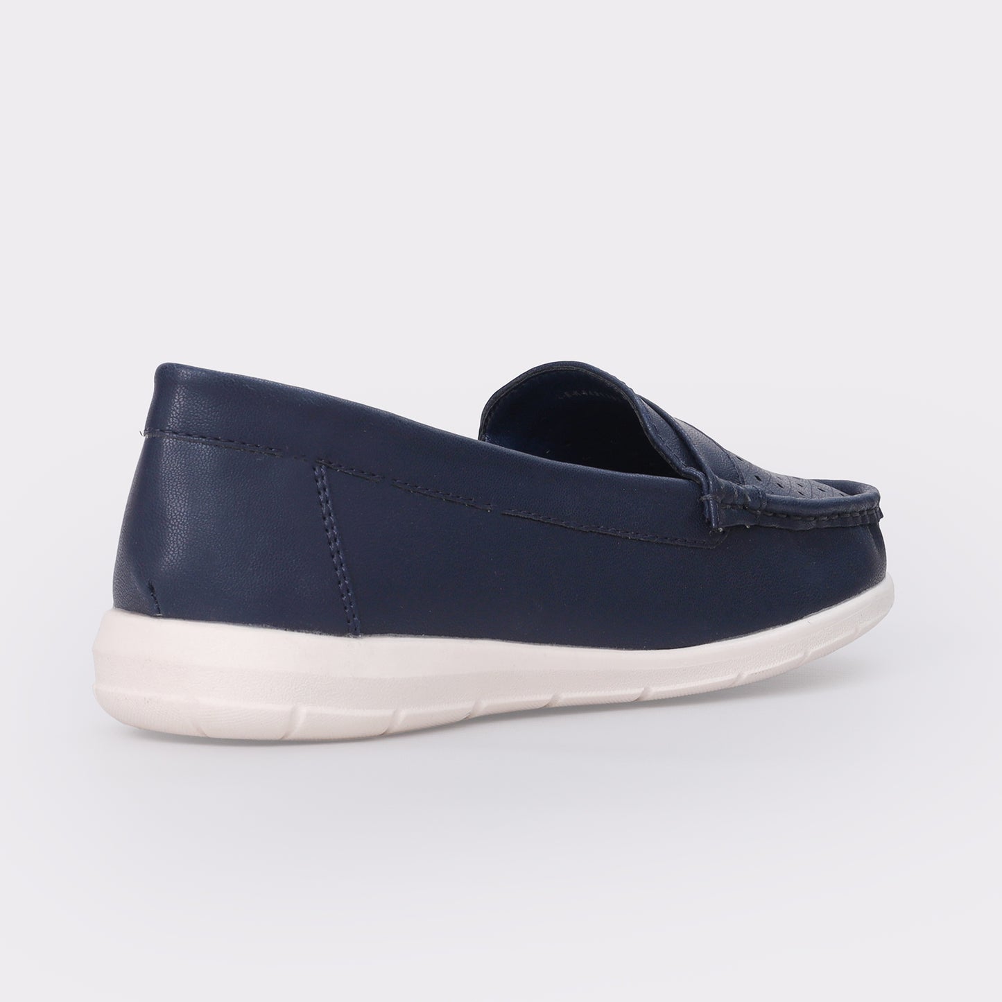 Women's casual moccs