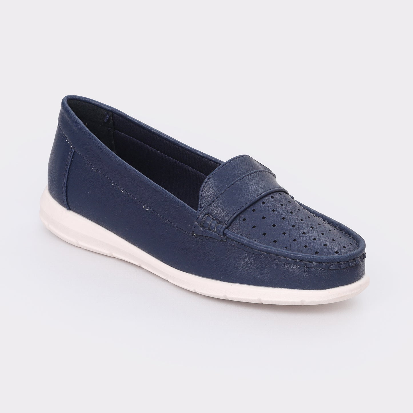 Women's casual moccs