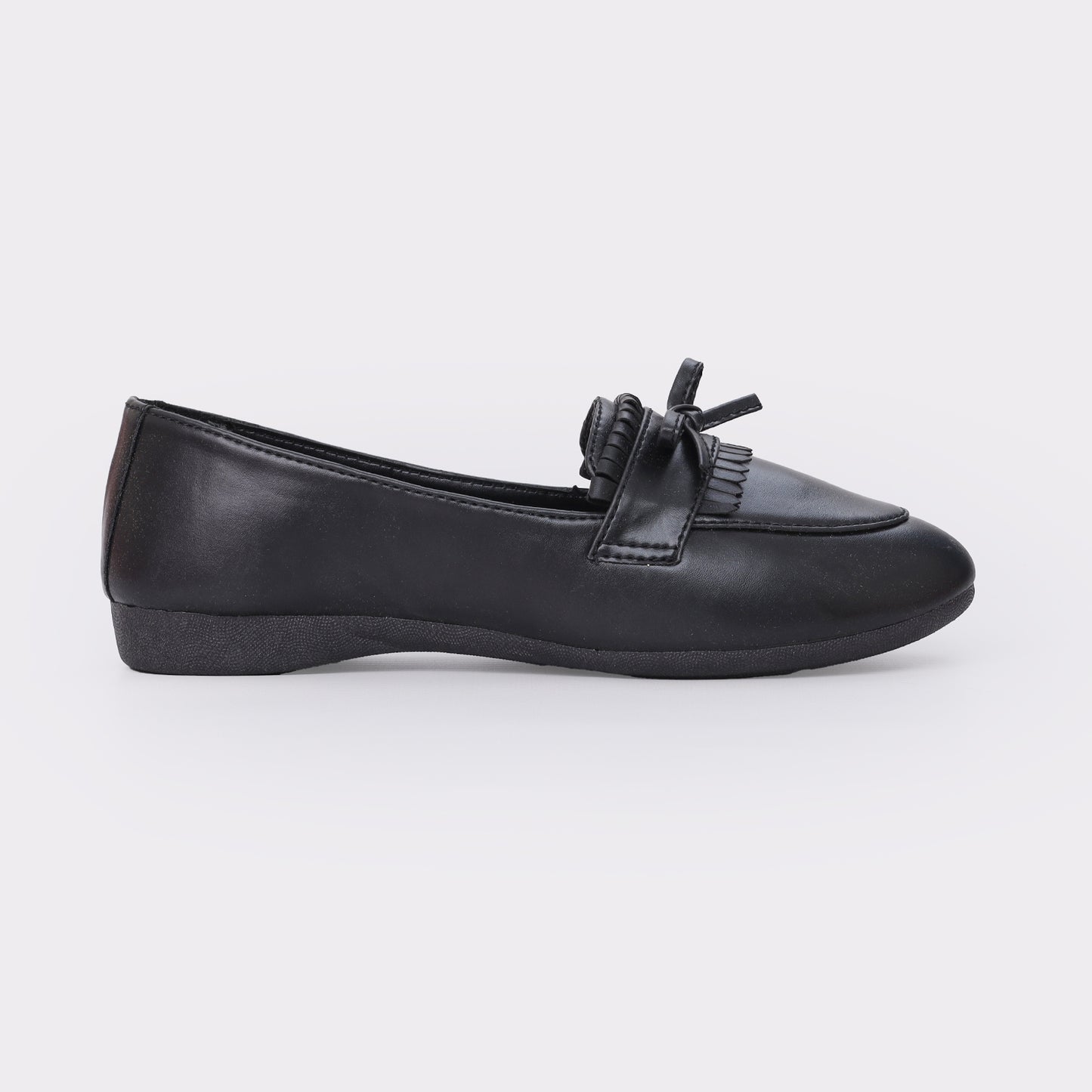 Women round-toe pumps