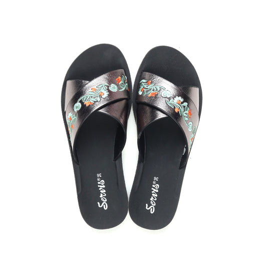 L-SR-0300023-Slipper