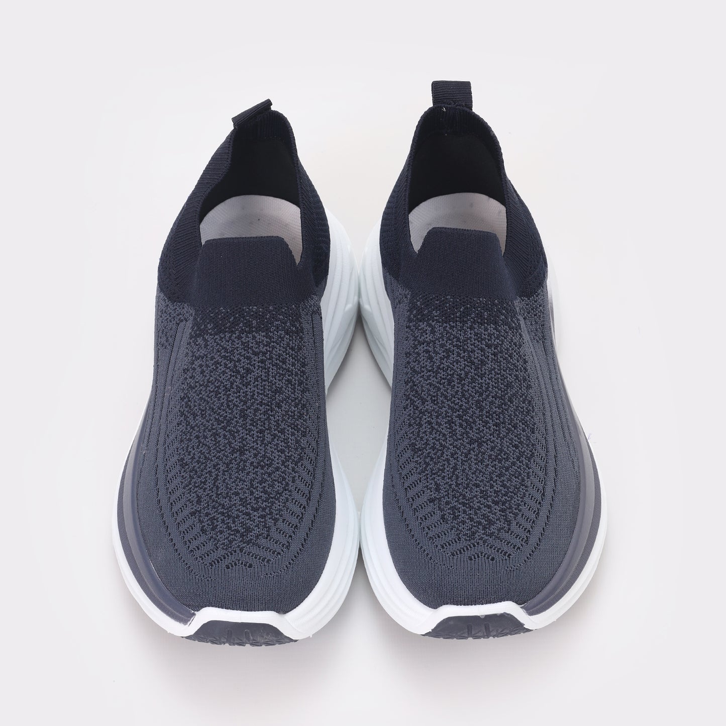 Men Everyday Sneakers