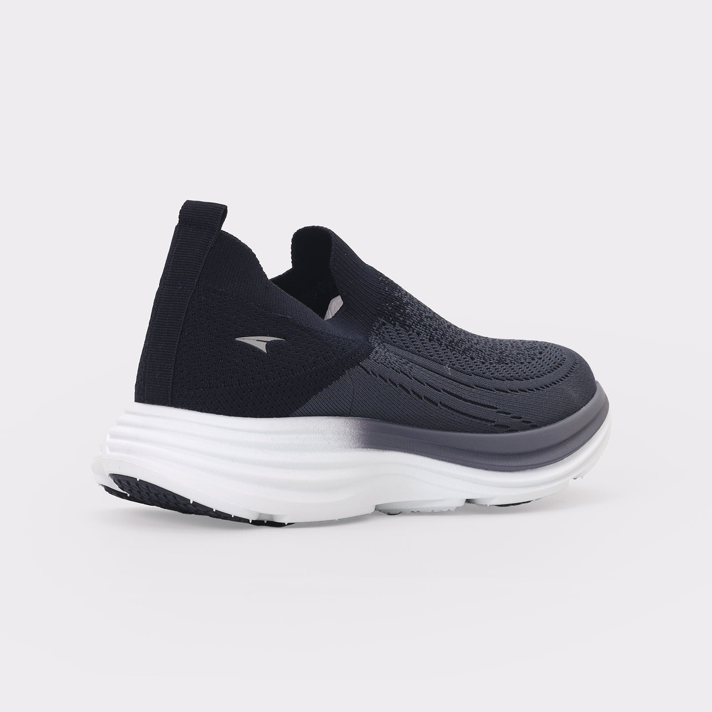 Men Everyday Sneakers