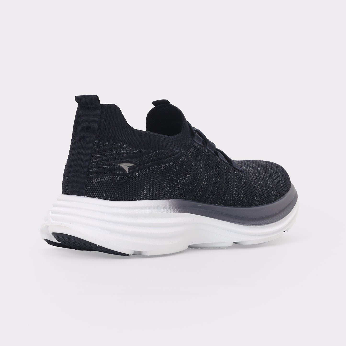 Men Everyday Sneakers