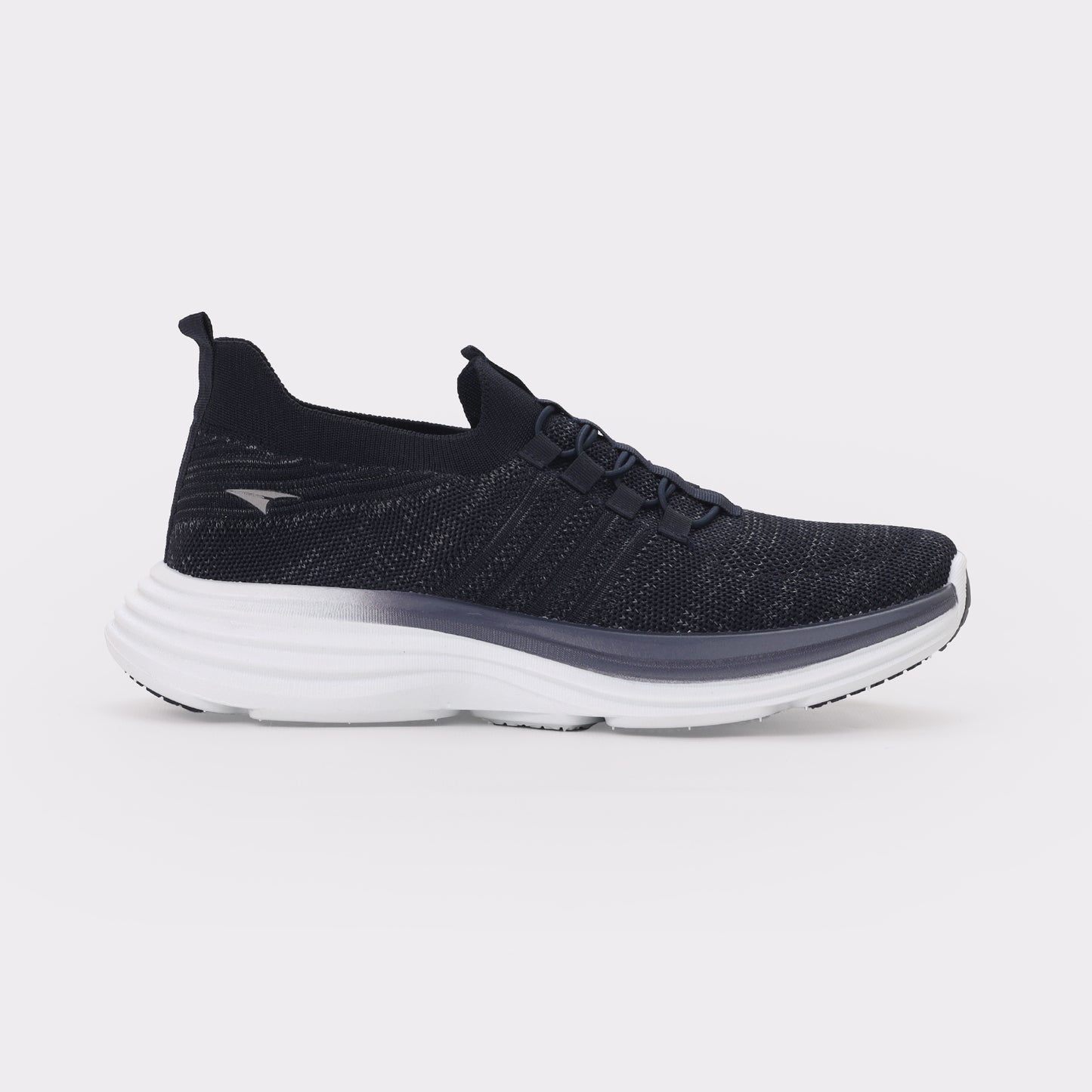 Men Everyday Sneakers