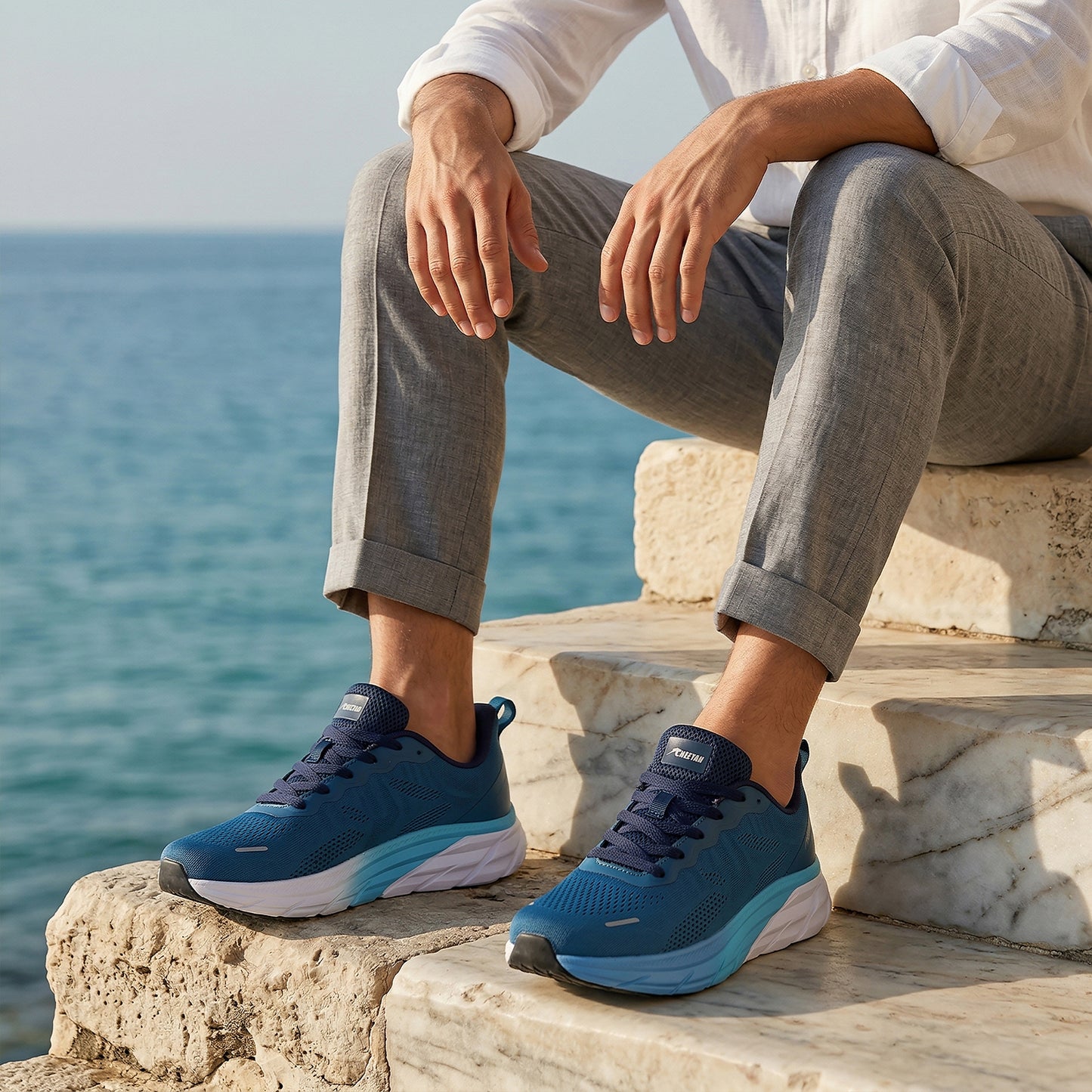 Men's sports sneakers