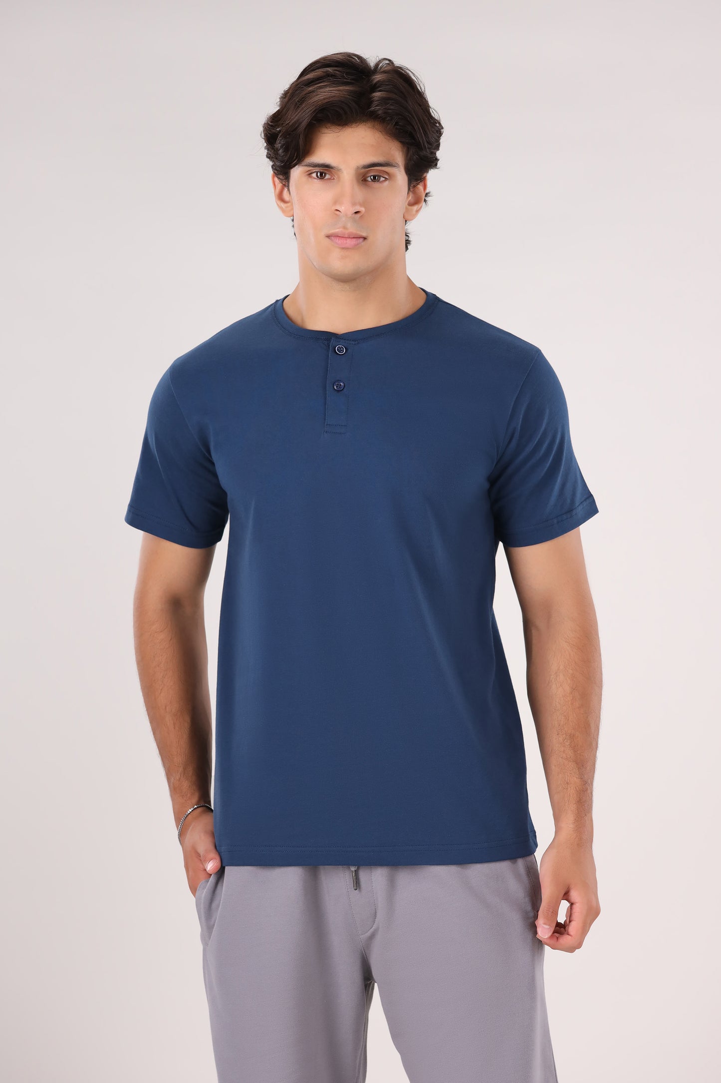 Athleisure Henley
