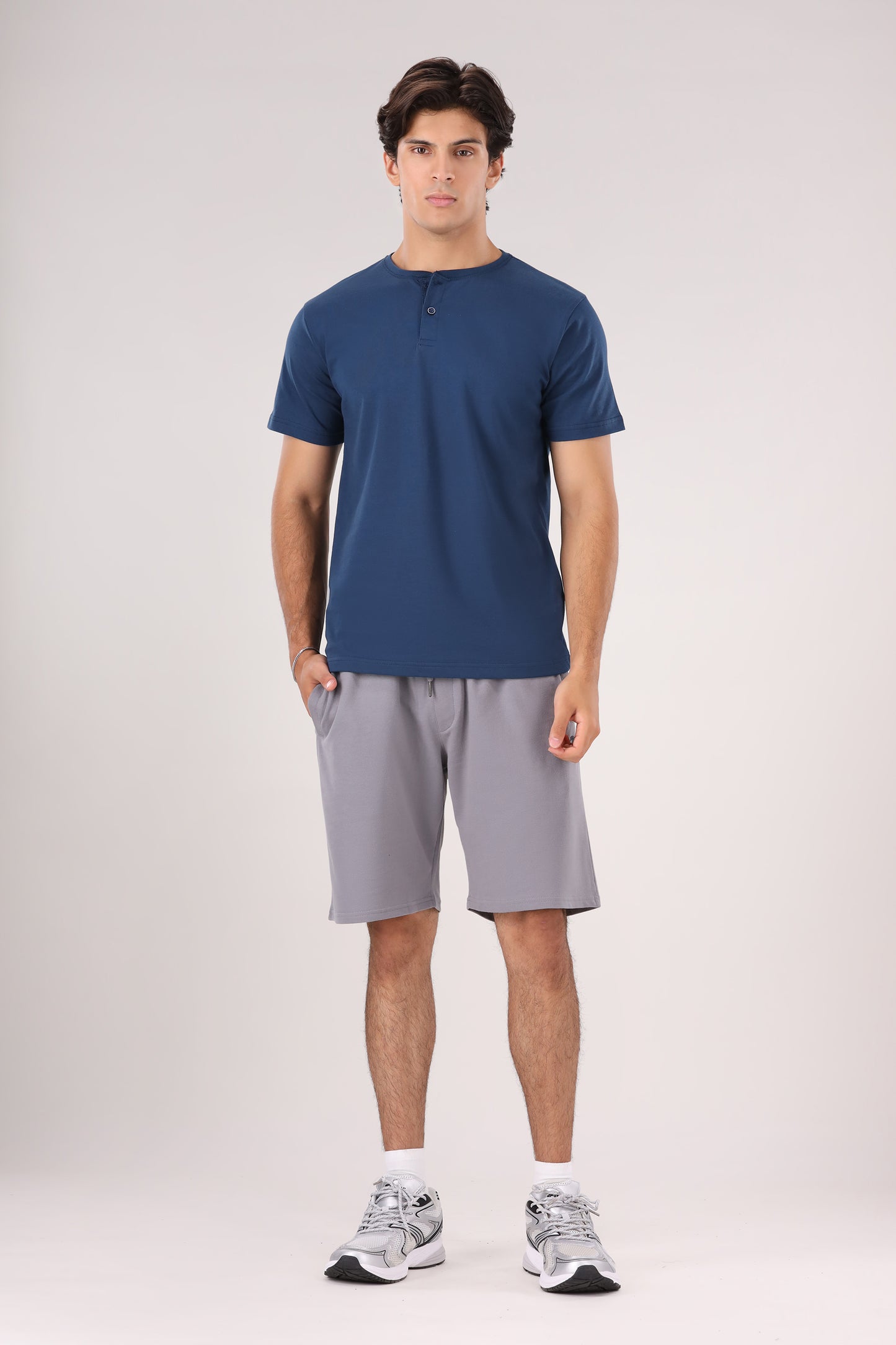 Athleisure Henley
