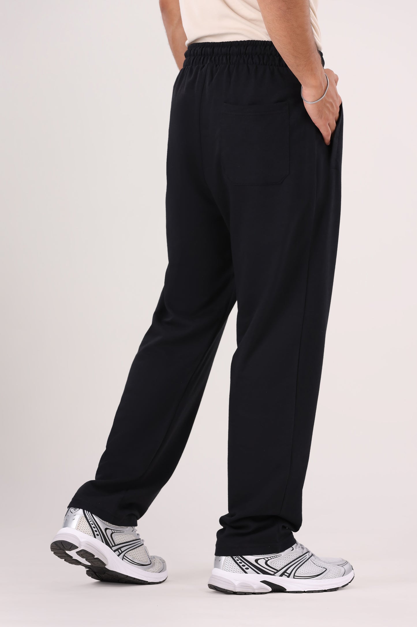 Athleisure Relax Fit Trouser