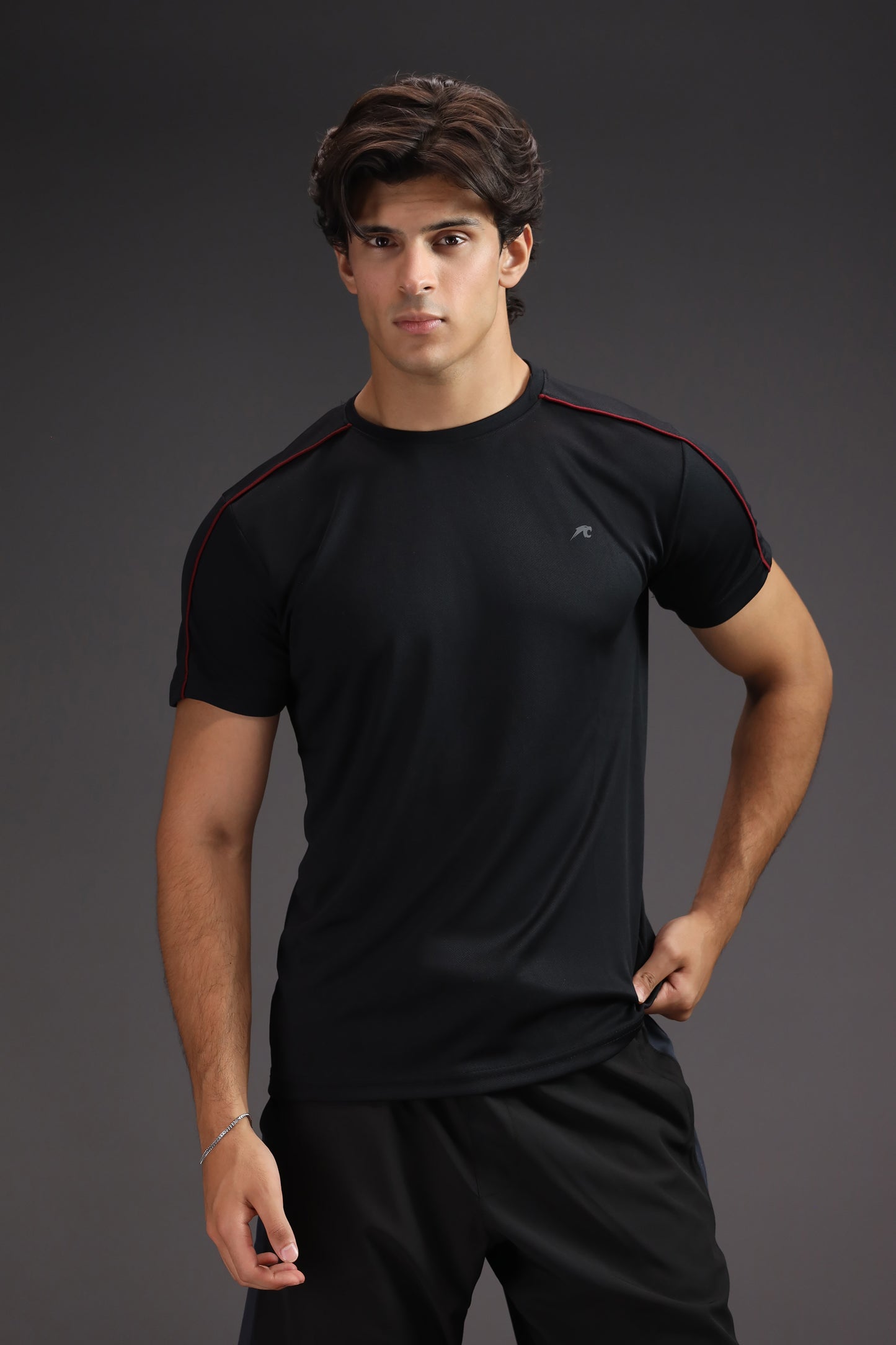 Activewear Contrast Piping Tee